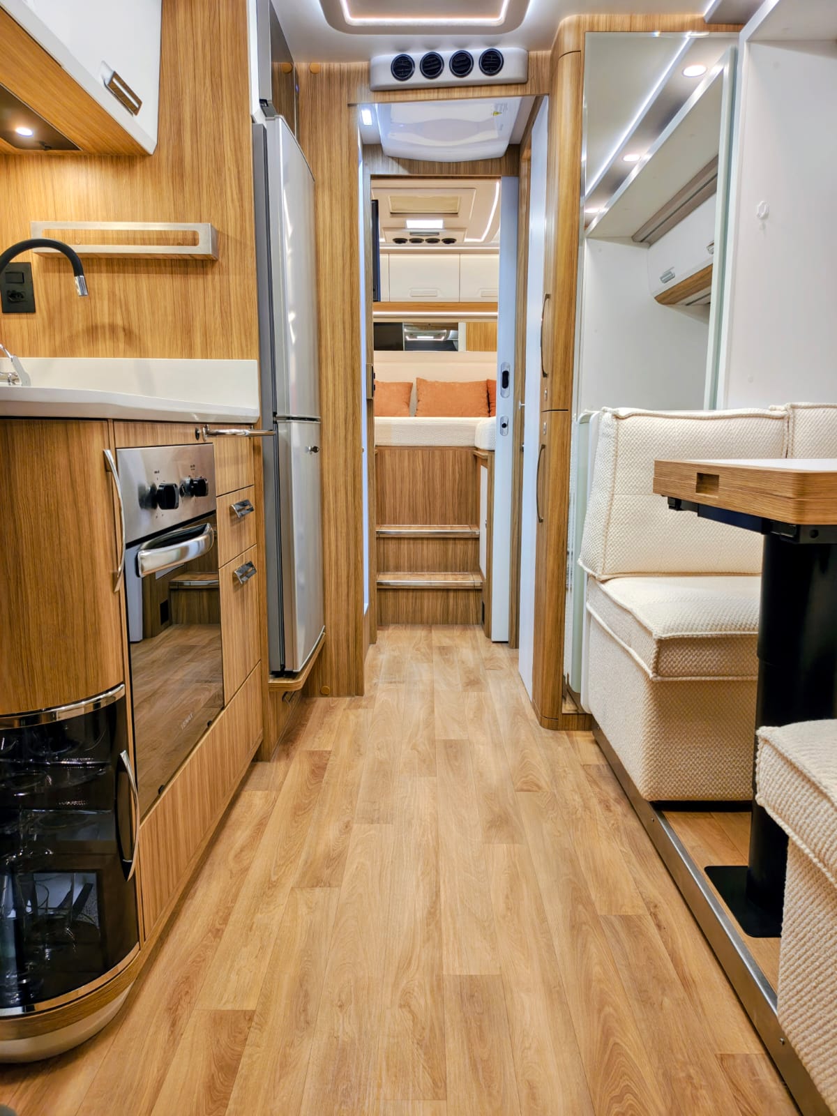 Motorhome Santo Inácio 7.5 - Ano 2026