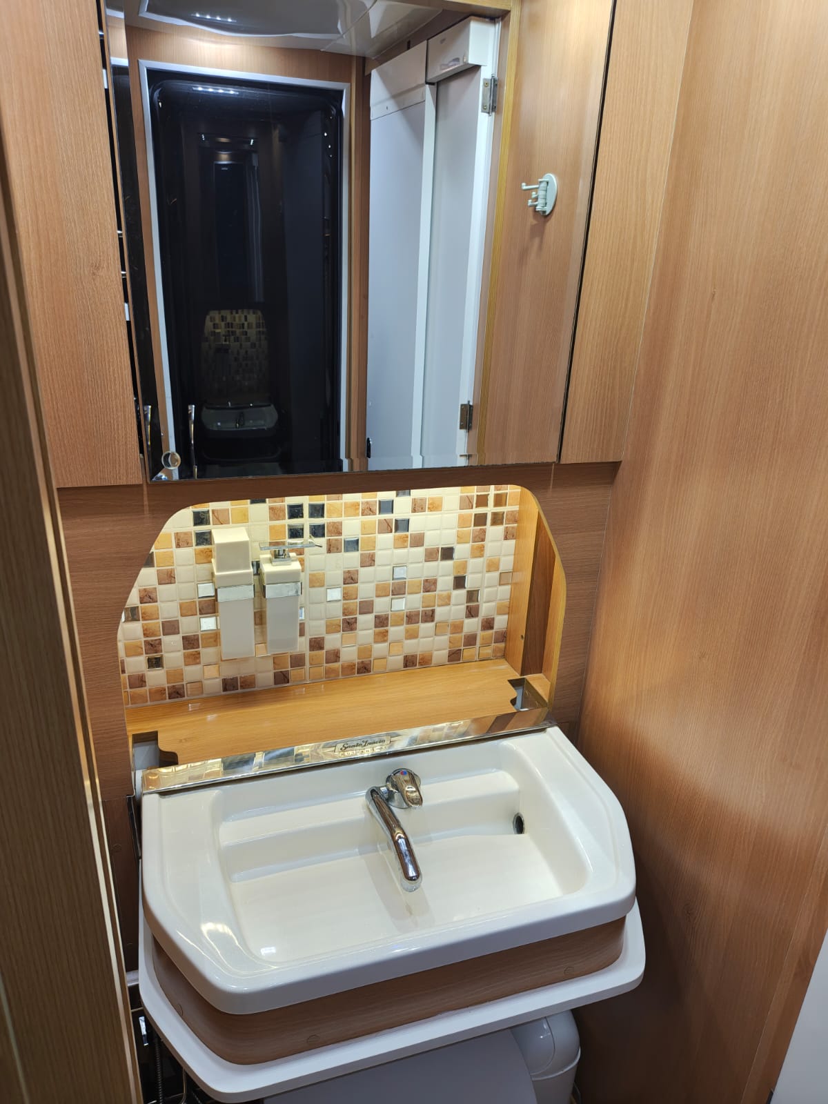 Motorhome Santo Inácio 7.5 ano 2022