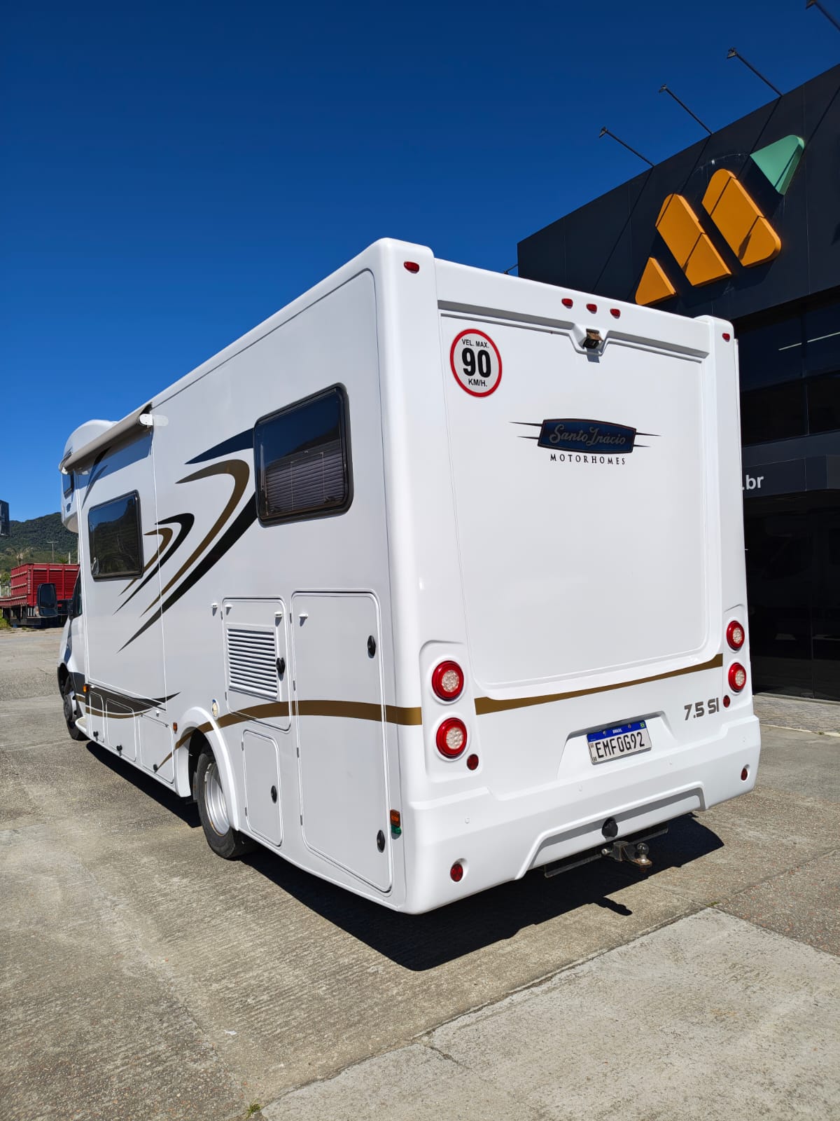 Motorhome Santo Inácio 7.5 ano 2022