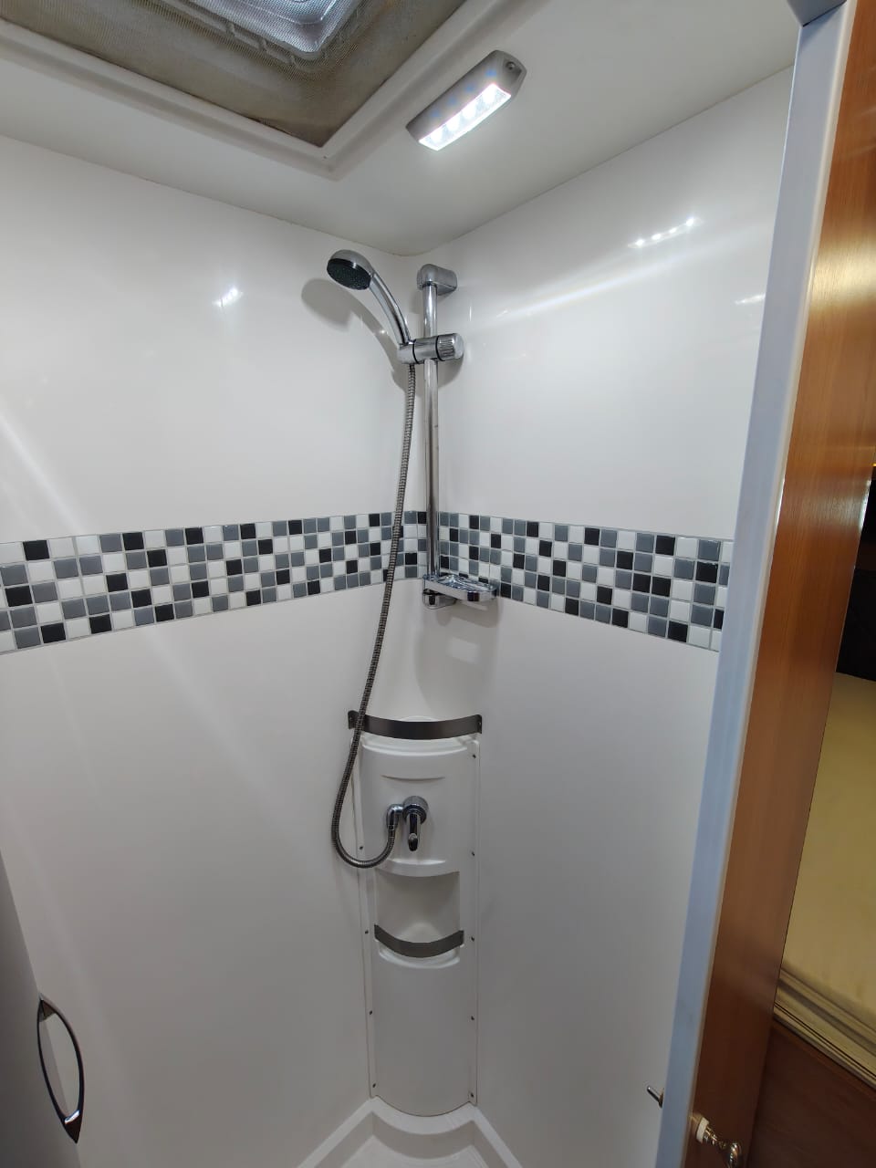 Motorhome Santo Inácio 7.5 ano 2019