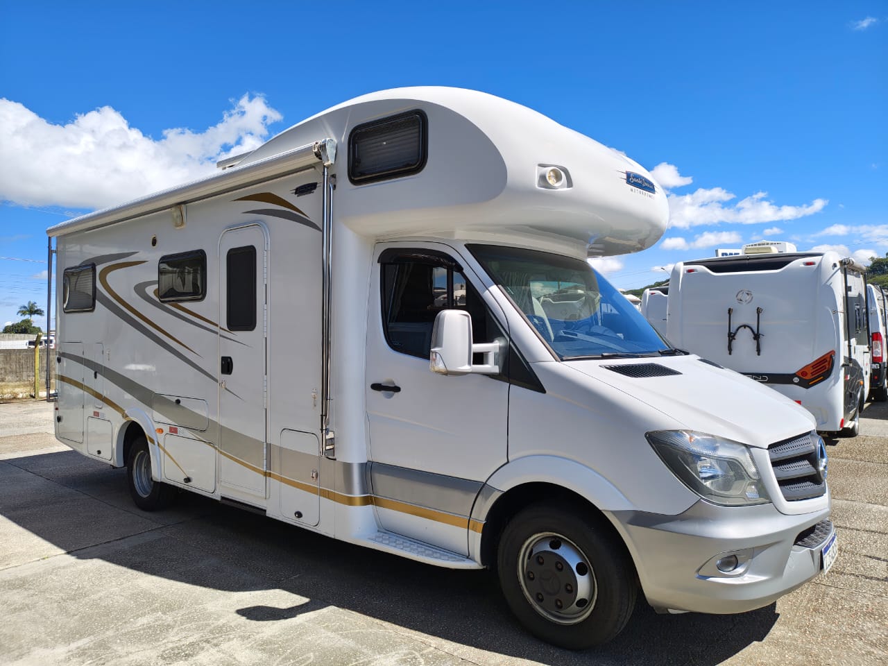 Motorhome Santo Inácio 7.5 ano 2019