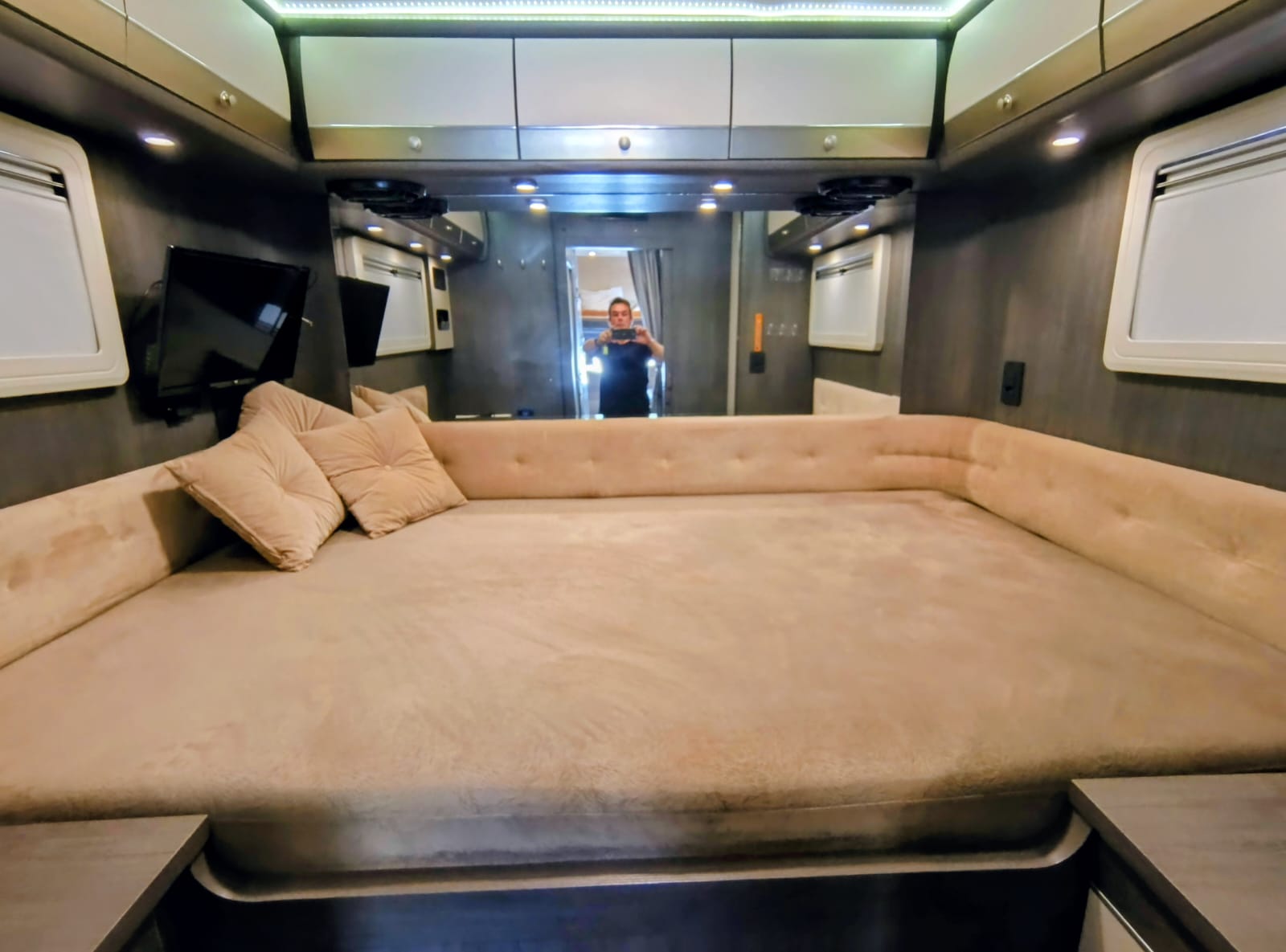 Motorhome Delka- Ano 2017