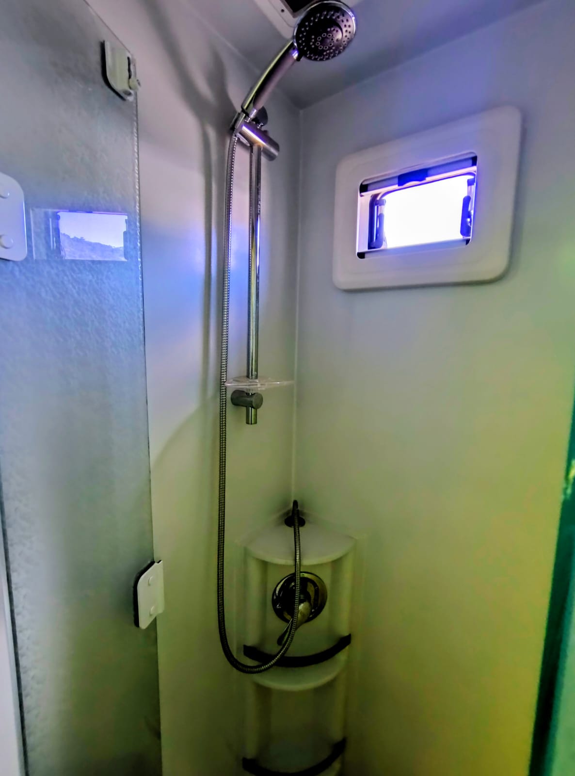 Motorhome Sprinter LEVE ano 2022