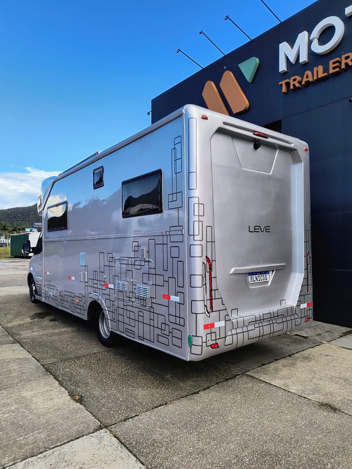 Motorhome Sprinter LEVE ano 2022