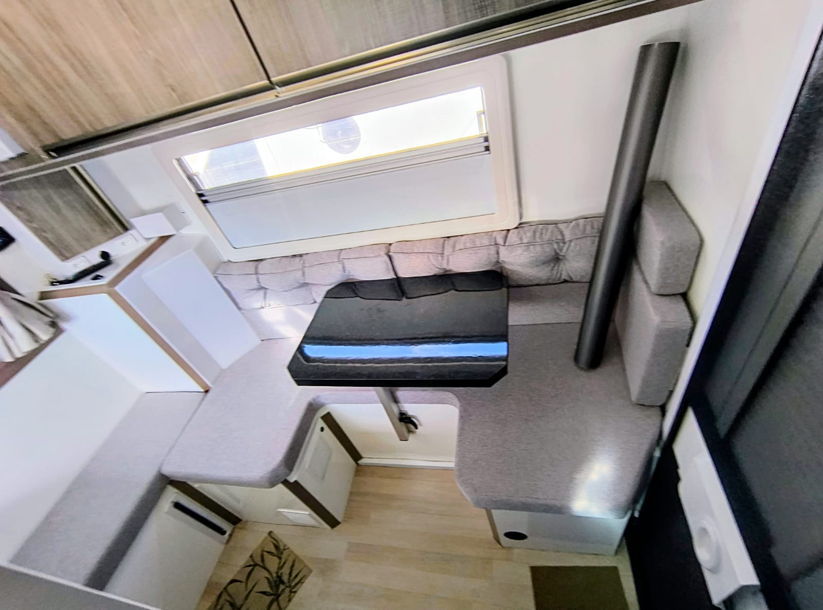 Camper Duaron Super King- ano 2025