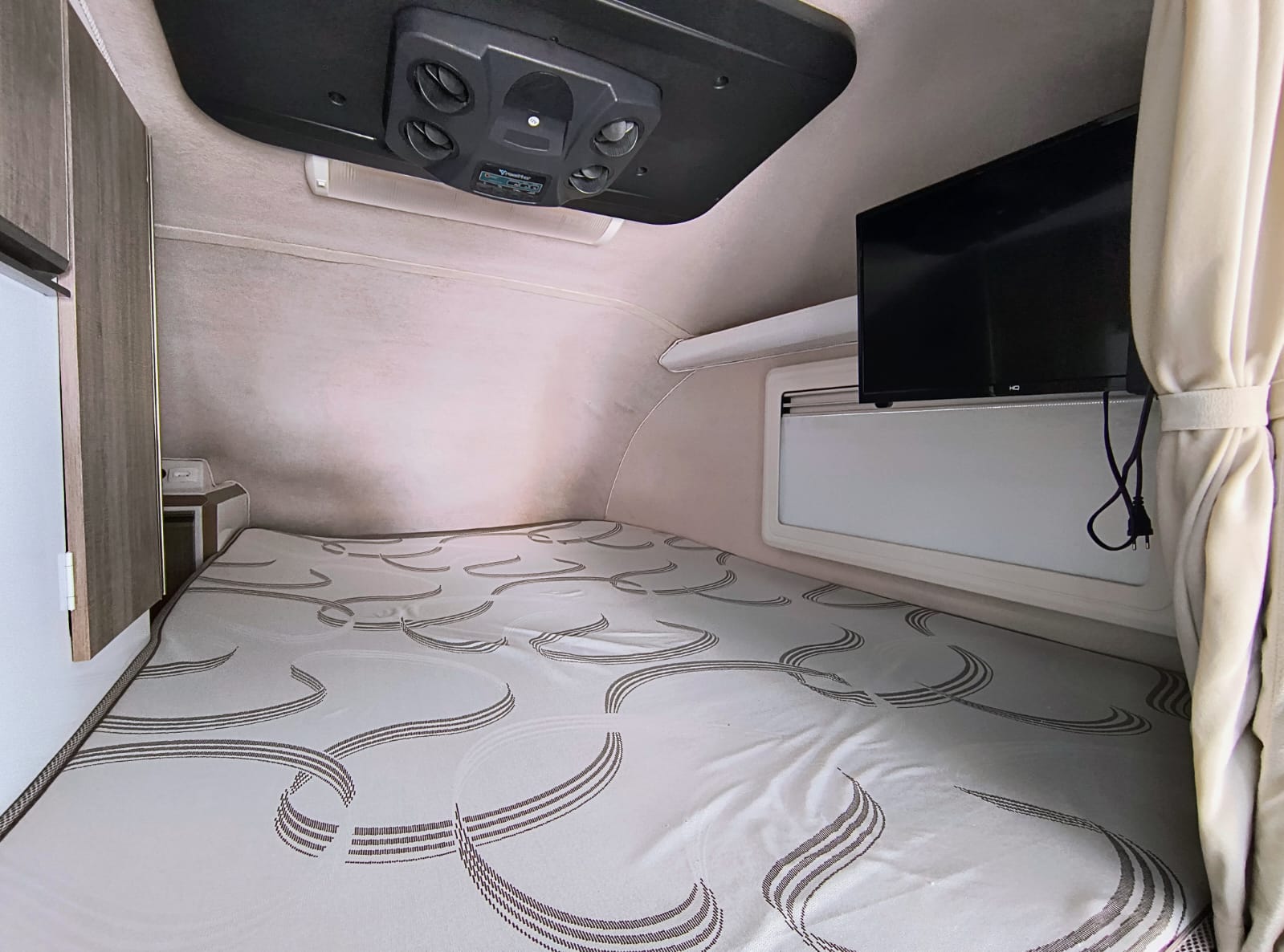 Camper Duaron Super King- ano 2025