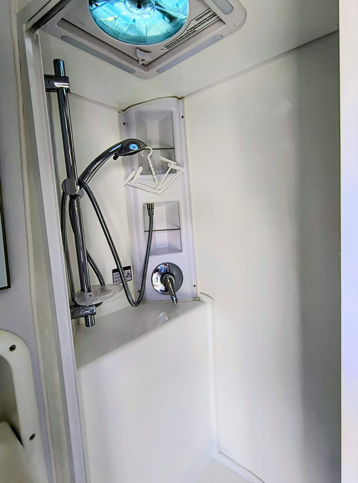 Camper Duaron Super King- ano 2025