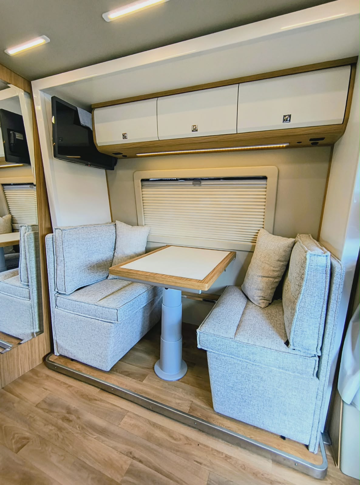 Motorhome Santo Inácio 7.3 ano 2025