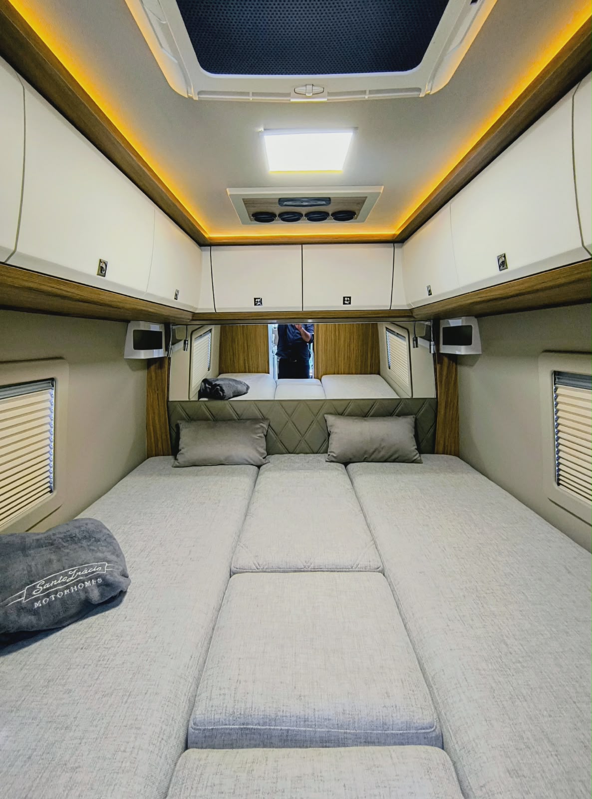 Motorhome Santo Inácio 7.3 ano 2025