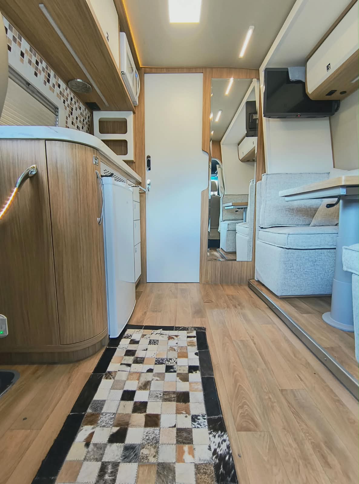 Motorhome Santo Inácio 7.3 ano 2025