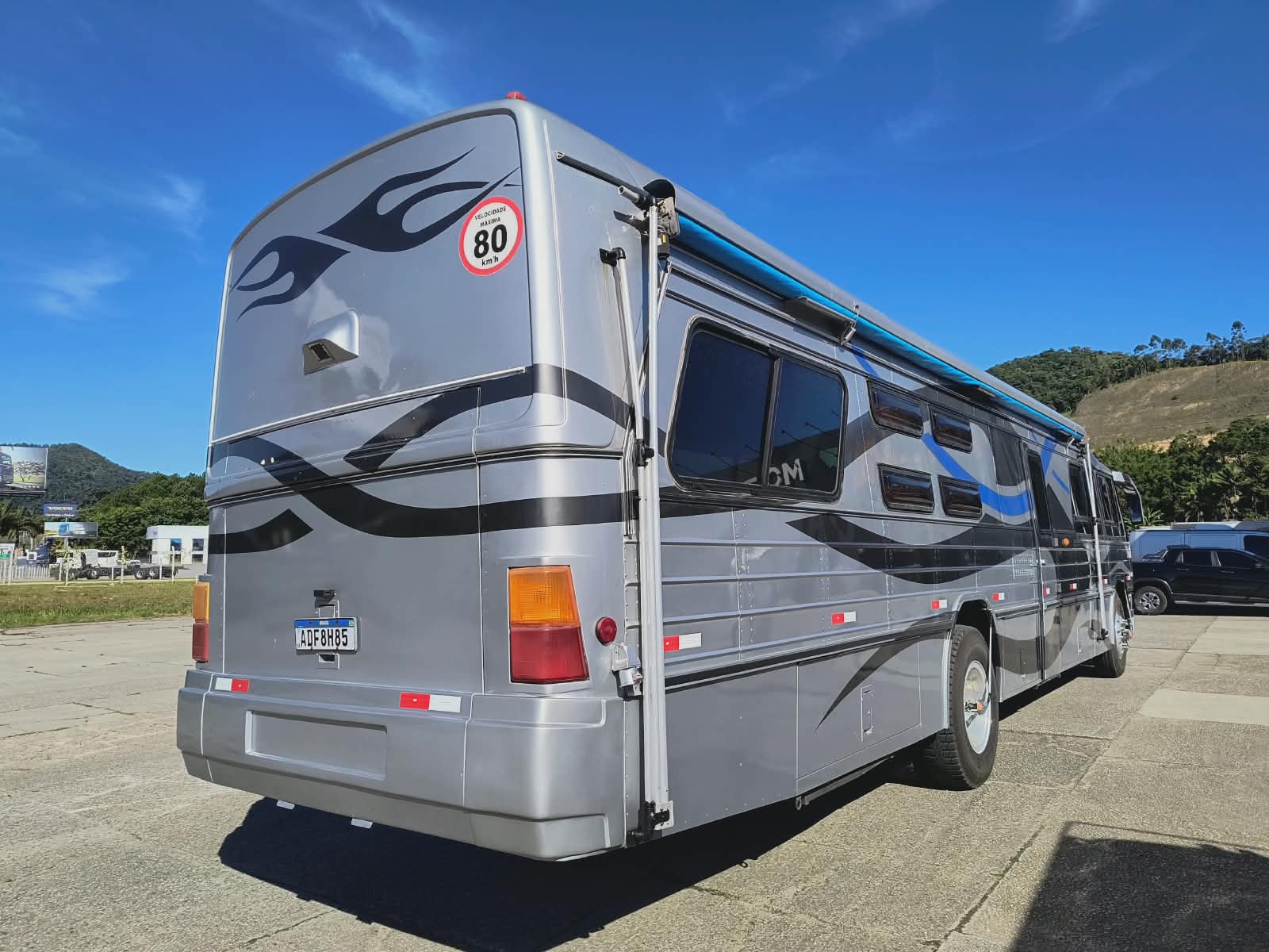 Ônibus Motorhome Scania