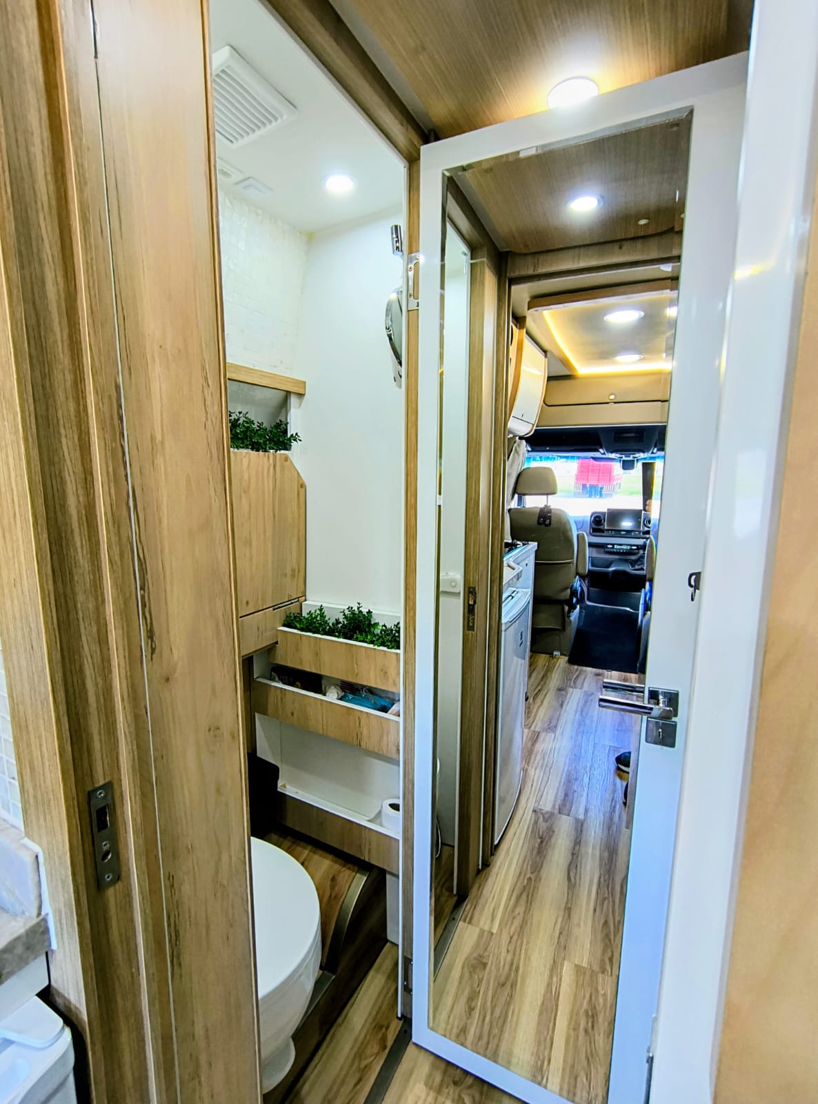 Motorhome 7.3 - ano 2025