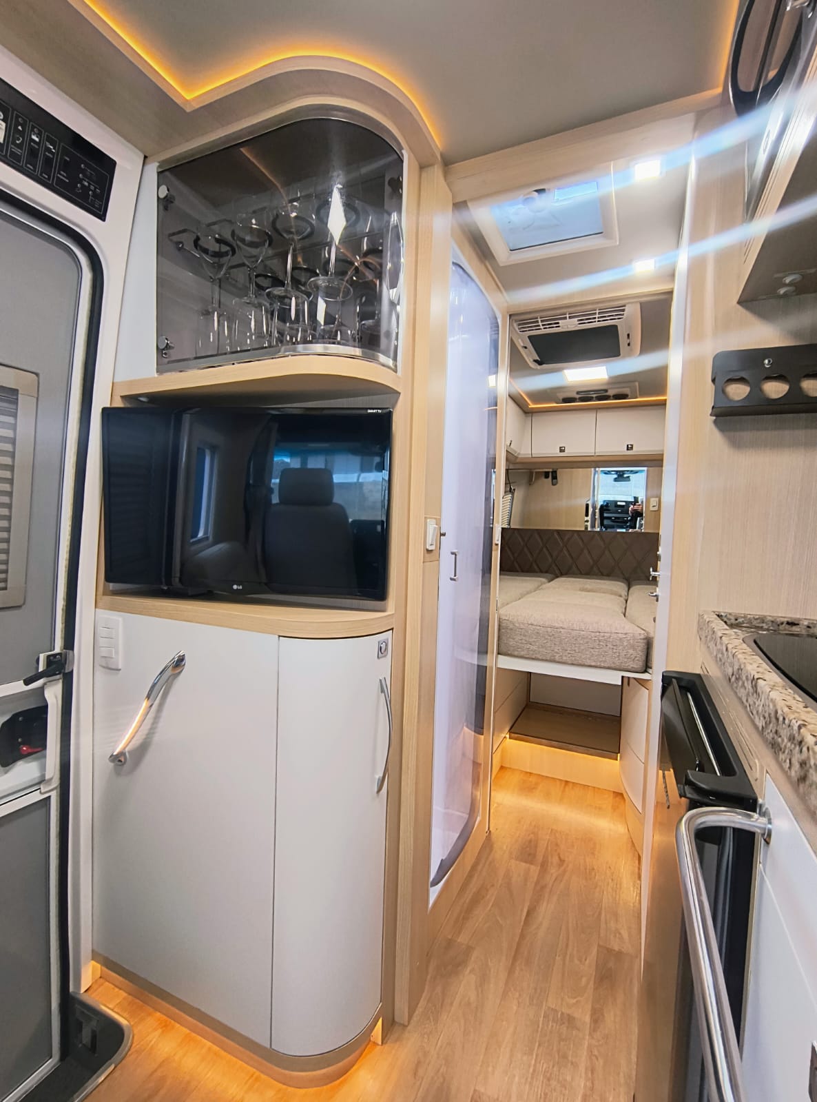 Motorhome Santo Inácio 6.9 - ano 2021
